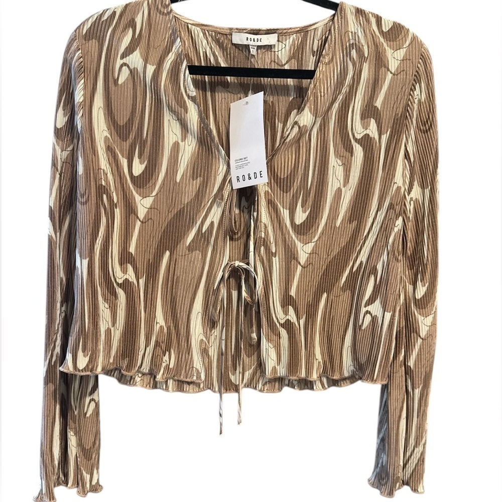 RO & DE tie short long sleeve blouse NWT